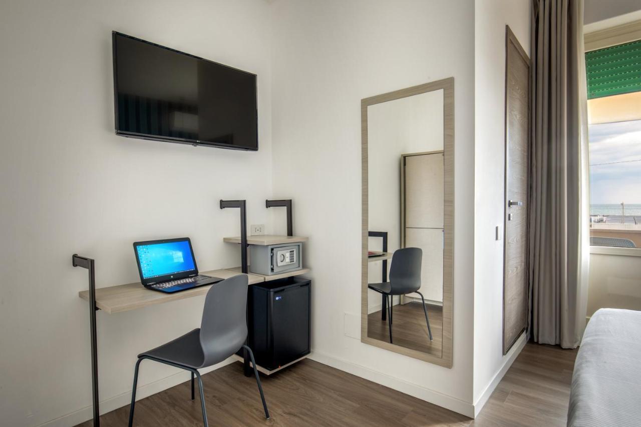 Hotel La Scaletta Lido di Ostia Eksteriør billede