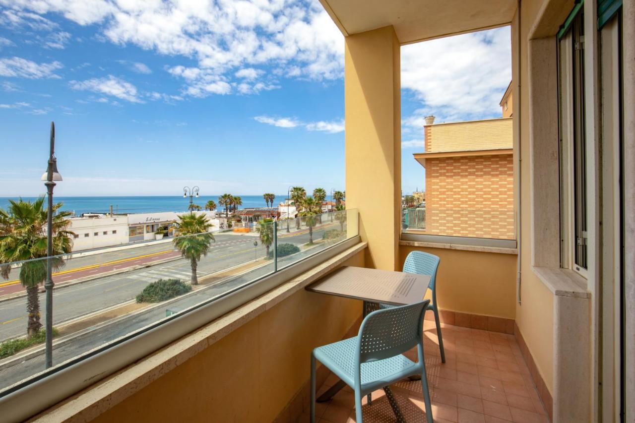Hotel La Scaletta Lido di Ostia Eksteriør billede
