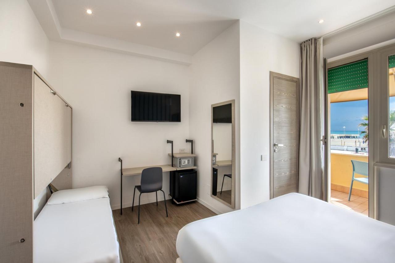 Hotel La Scaletta Lido di Ostia Eksteriør billede