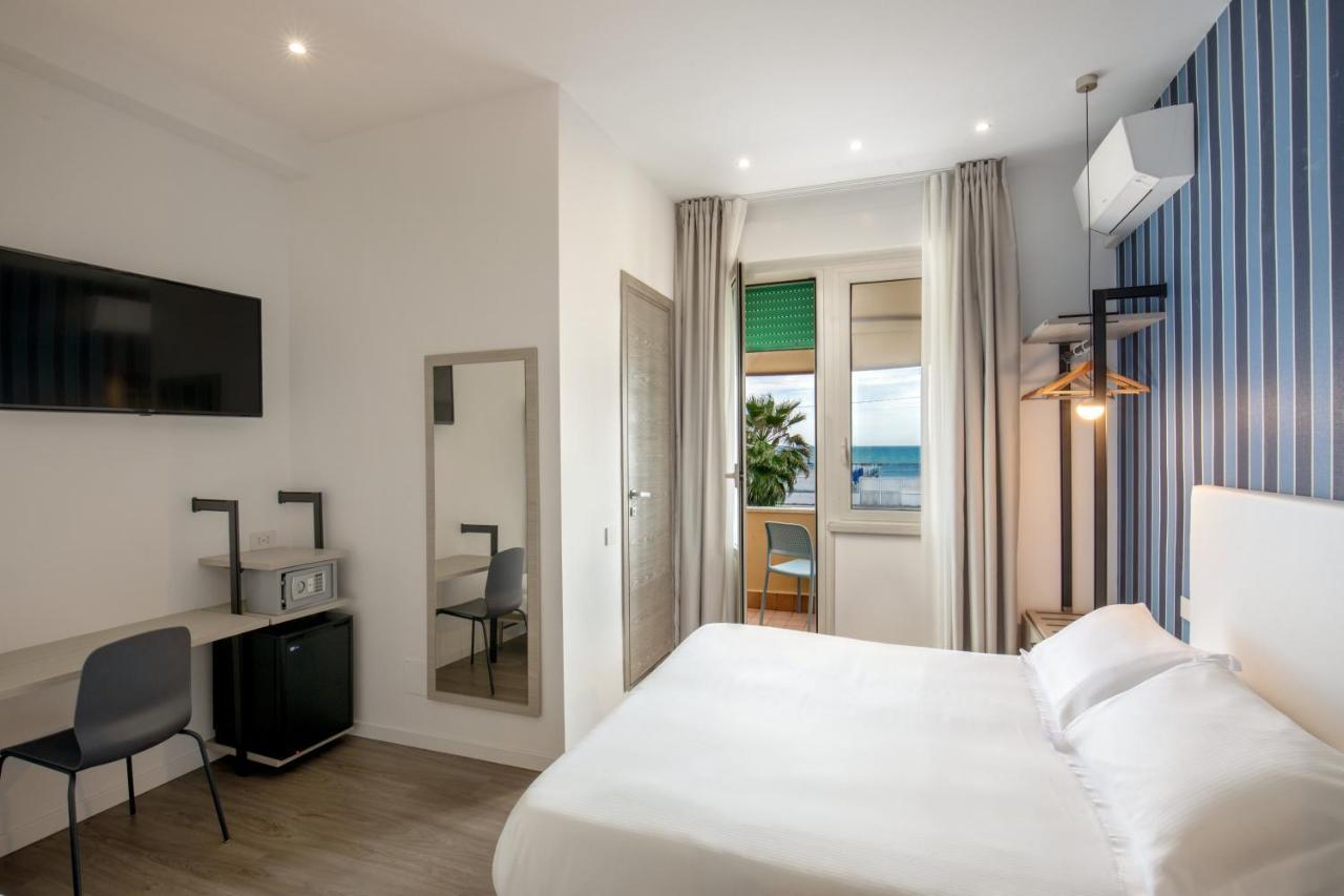 Hotel La Scaletta Lido di Ostia Eksteriør billede